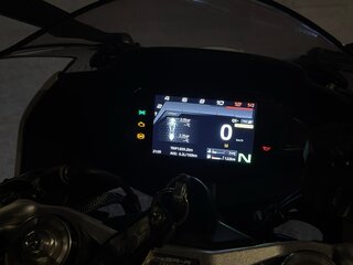 2025 CFMoto 675SR-R, белый, 699999 рублей, вид 4