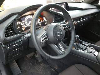 2019 Mazda 3 IV (BP), серый, 1890000 рублей, вид 3