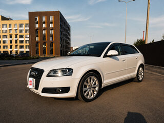 2009 Audi A3 II (8P) Рестайлинг 2, белый, 1100000 рублей, вид 1