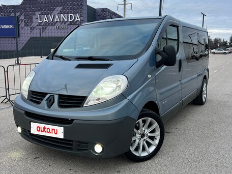 2009 Renault Trafic II Рестайлинг, серый, 1880000 рублей, вид 4