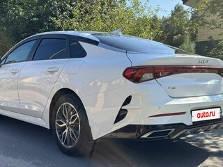 2022 Kia K5 III, белый, 2350000 рублей, вид 5