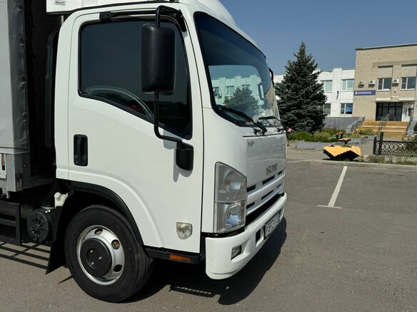2013 Isuzu Elf (N-series), белый, 3750000 рублей - вид 3