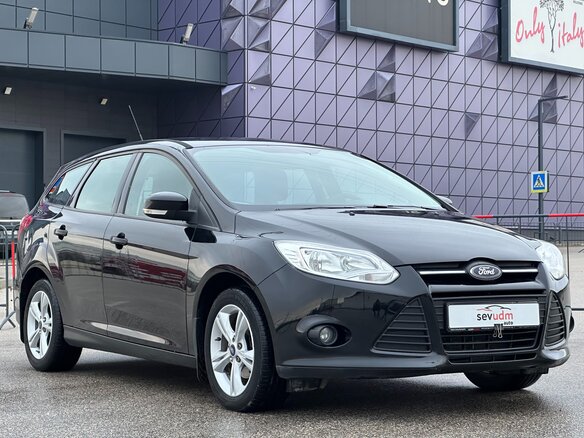 2013 Ford Focus III, чёрный, 877000 рублей - вид 1