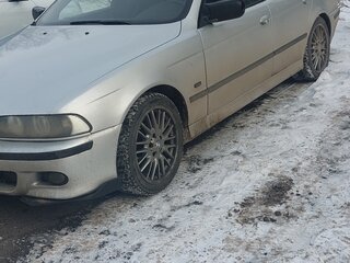 2001 BMW 5 серии 525i IV (E39) Рестайлинг, серый, 550000 рублей, вид 5