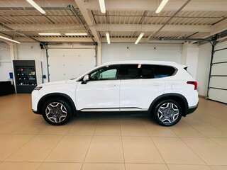 2022 Hyundai Santa Fe IV Рестайлинг, белый, 4699900 рублей, вид 3