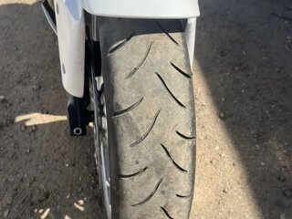 2005 Kawasaki Z 750, белый, 398500 рублей, вид 4