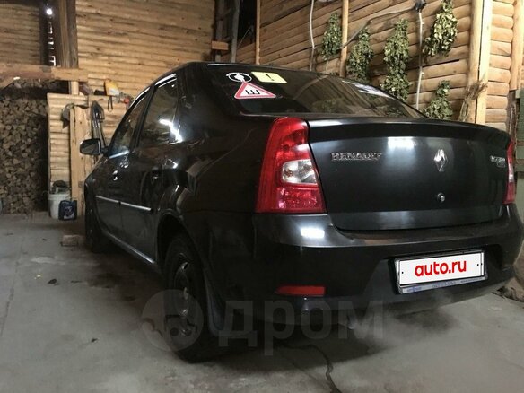 2010 Renault Logan I Рестайлинг, чёрный, 220000 рублей - вид 1