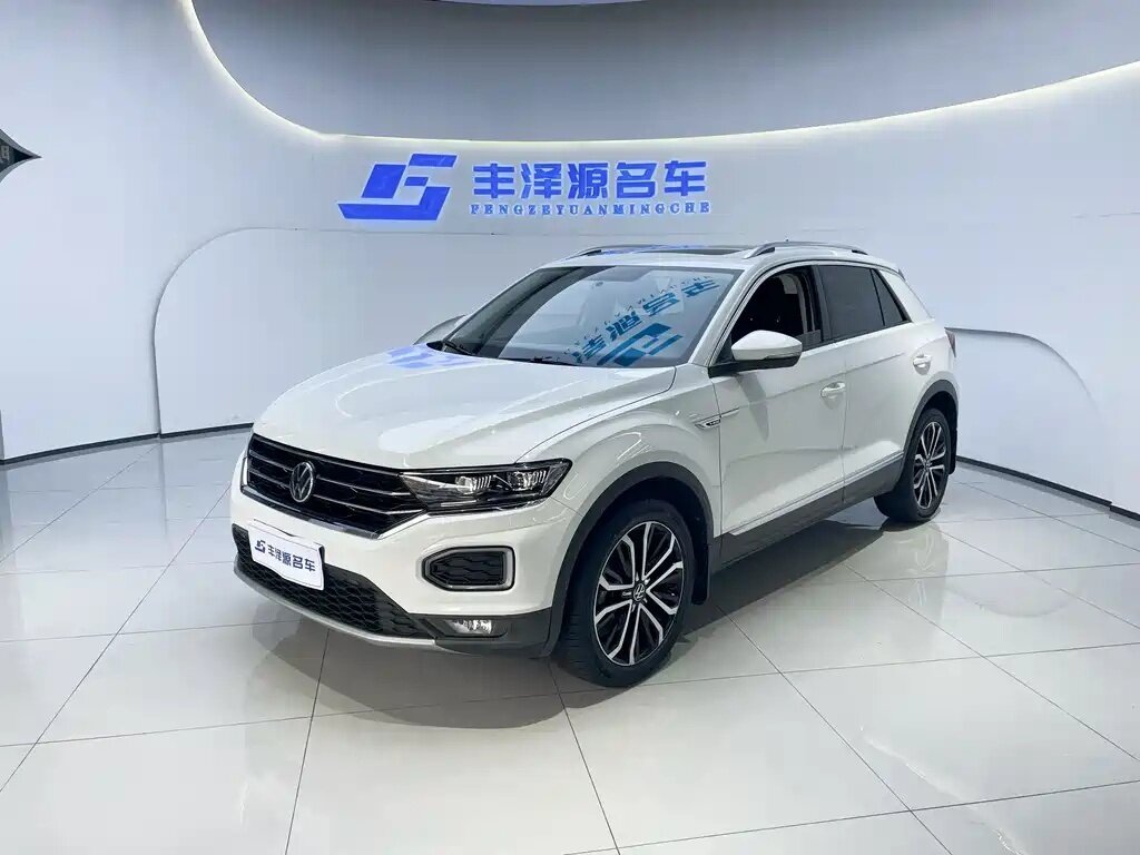 Открыть фотографии: Volkswagen T-Roc I (China Market)