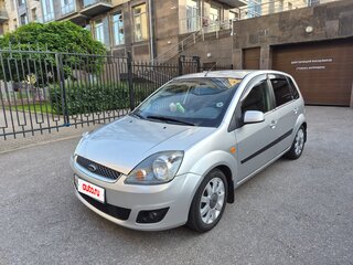 2007 Ford Fiesta Mk5, серебристый, 630000 рублей, вид 1