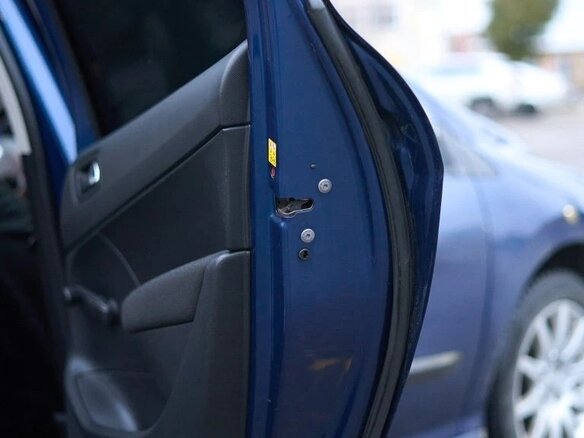 2008 Peugeot 308 I, синий, 530000 рублей - вид 30