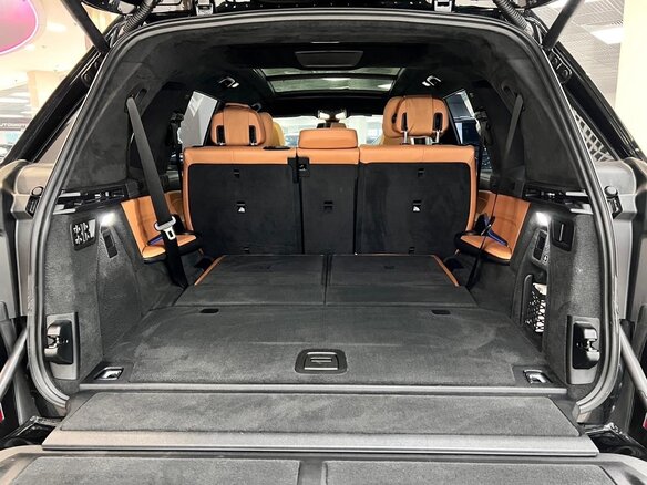2021 BMW X7 30d I (G07), чёрный, 7200000 рублей - вид 25
