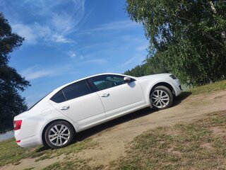 2016 Skoda Octavia III (A7), белый, 1100000 рублей, вид 2