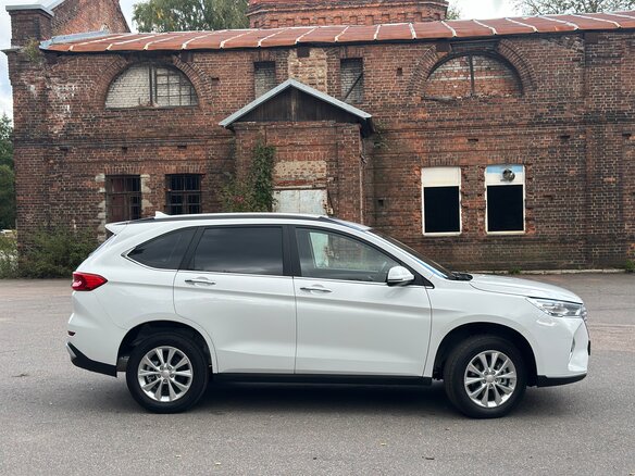 2025 Haval M6 II, белый - вид 3