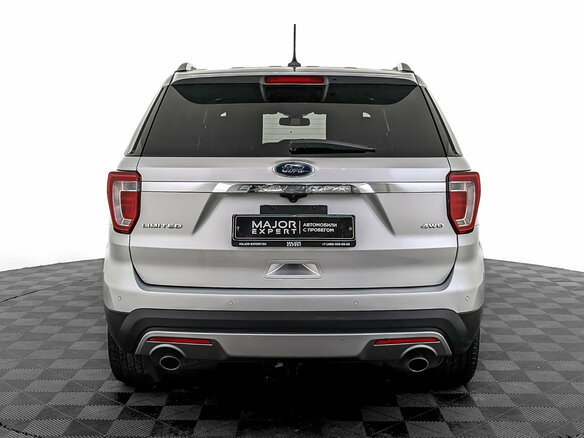 2018 Ford Explorer V Рестайлинг, серебристый, 3595000 рублей - вид 5