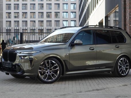 2026 BMW X7 40d I (G07) Рестайлинг, коричневый, 18880000 рублей, вид 3