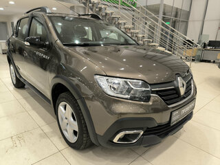 2018 Renault Sandero Stepway II Рестайлинг, коричневый, 950000 рублей, вид 3