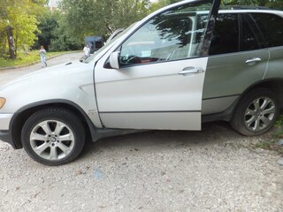 2003 BMW X5 3.0i I (E53), серебристый, 650000 рублей, вид 3