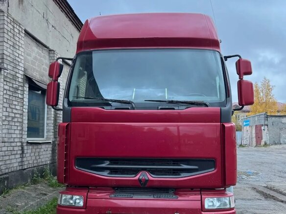2005 Renault Premium, красный, 1900000 рублей - вид 2