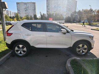2018 Volvo XC40 I, белый, 2220000 рублей, вид 4