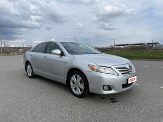 2010 Toyota Camry VI (XV40) Рестайлинг, серебристый, 1150000 рублей, вид 4