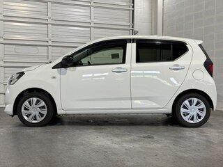 2021 Daihatsu Mira e:S II, белый, 437008 рублей, вид 4