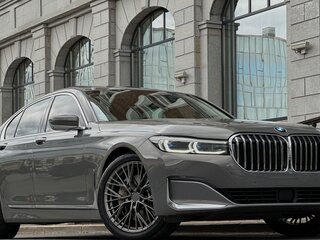 2020 BMW 7 серии 740d xDrive VI (G11/G12) Рестайлинг, серый, 4899000 рублей, вид 4