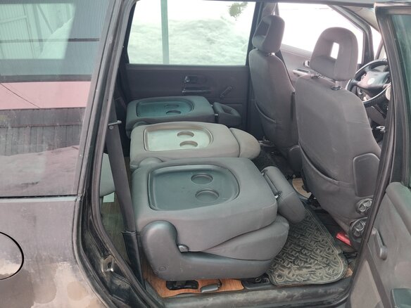 2004 Volkswagen Sharan I Рестайлинг, чёрный, 250000 рублей - вид 10