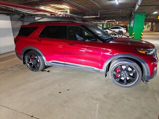 2019 Ford Explorer VI, пурпурный, 5100000 рублей, вид 4
