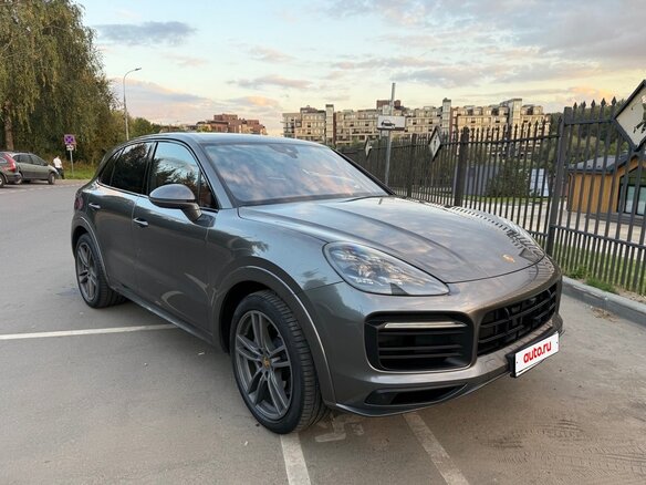 2018 Porsche Cayenne S III, серый, 6000000 рублей