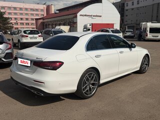 2020 Mercedes-Benz E-Класс 220 d V (W213, S213, C238) Рестайлинг, белый, 4699000 рублей, вид 4