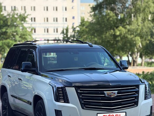 2015 Cadillac Escalade IV, белый, 4410000 рублей - вид 1