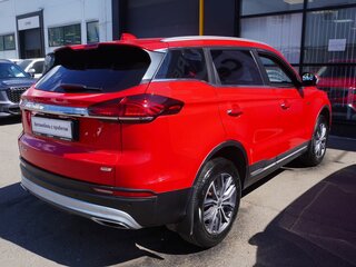 2022 Geely Atlas Pro, красный, 1463000 рублей, вид 5