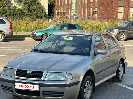 2005 Skoda Octavia I (A4) Рестайлинг, золотистый, 200000 рублей, вид 2