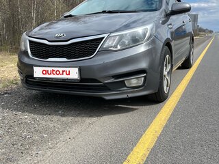 2015 Kia Rio III Рестайлинг, серый, 835000 рублей, вид 2