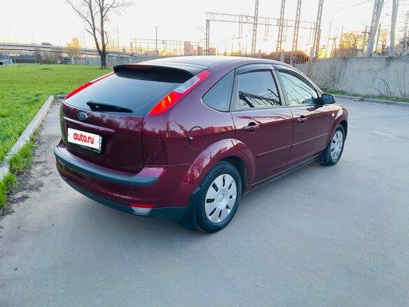 2006 Ford Focus II, красный, 680000 рублей - вид 5