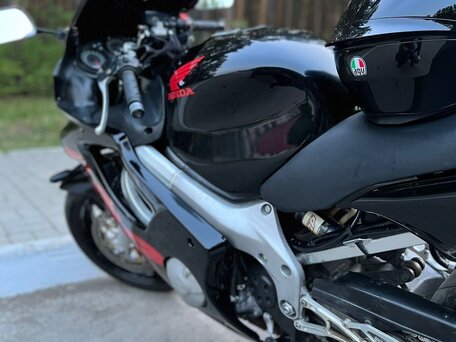1999 Honda CBR 600F, чёрный, 350000 рублей, вид 1