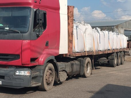2001 Renault Premium, красный, 1500000 рублей, вид 4