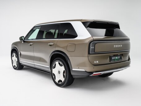 2026 Zeekr 9X 55 kWh, золотистый, 12313000 рублей, вид 4