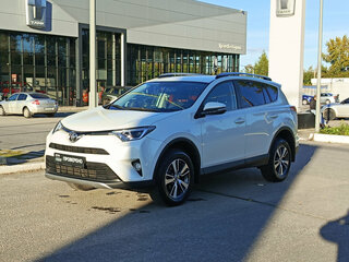 2015 Toyota RAV4 IV (XA40) Рестайлинг, белый, 1969000 рублей, вид 1