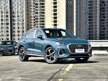 2023 Audi Q3 35 TFSI II (F3), голубой, 2938000 рублей, вид 3
