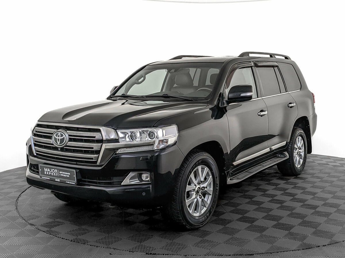 Открыть фотографии: Toyota Land Cruiser 200 Series Рестайлинг 2