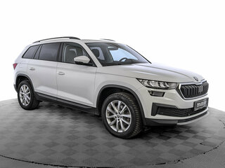 2022 Skoda Kodiaq I Рестайлинг, белый, 3530000 рублей, вид 3