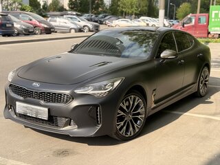 2018 Kia Stinger I, чёрный, 2800000 рублей, вид 1