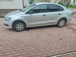 2013 Volkswagen Polo V, серебристый, 600000 рублей, вид 4