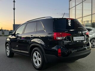 2015 Kia Sorento II Рестайлинг, чёрный, 1589000 рублей, вид 4