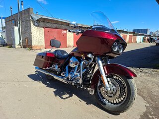 2009 Harley-Davidson Road Glide, красный, 1100000 рублей, вид 1