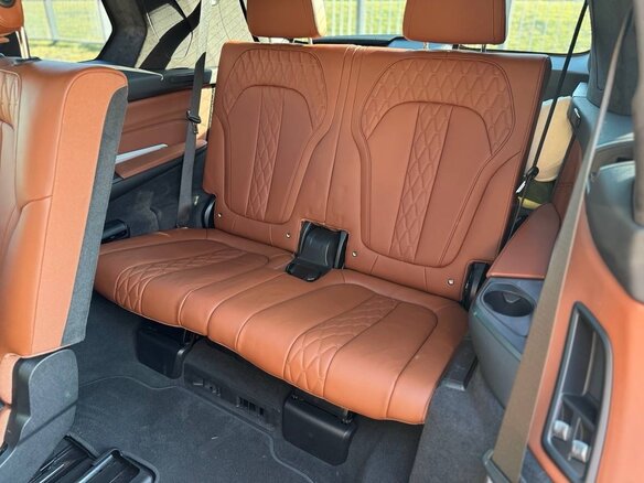2023 BMW X7 40d I (G07) Рестайлинг, чёрный, 8400000 рублей - вид 16