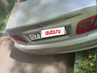 2002 Mitsubishi Carisma I Рестайлинг, белый, 350000 рублей, вид 2