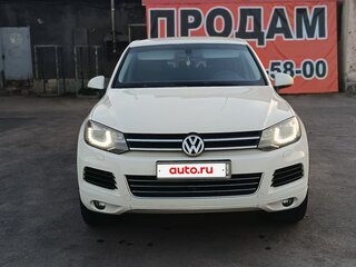 2010 Volkswagen Touareg II, белый, 1850000 рублей, вид 3