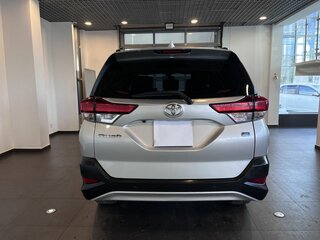 2022 Toyota Rush II, серый, 2080000 рублей, вид 4